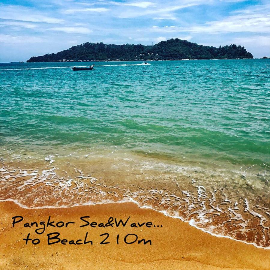 Sea & Wave #1 Coral Bay Apartment Pekan Pangkor Bagian luar foto